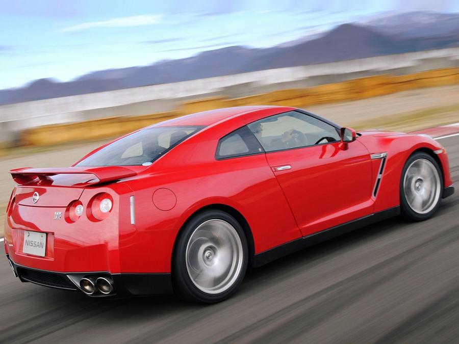  Nissan GT-R 2007 года  (фото 65 из 480)
